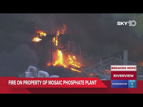 &#39;High-density plastic pipes&#39; burn in massive fire at Mosaic fertilizer plant in Hillsborough County