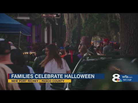 Hundreds trick-or-treat in Pasco County neighborhood