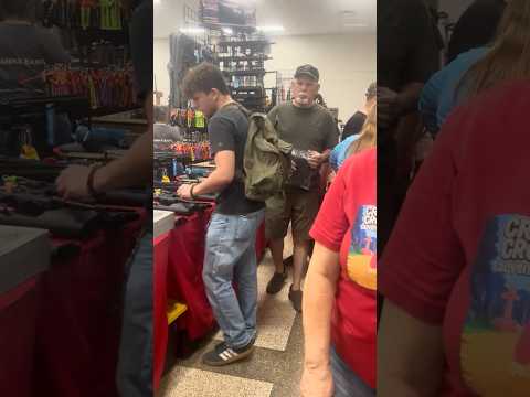 Hillsborough County Florida Gun Show was packed #guns #pewpew #military #shoot #trending