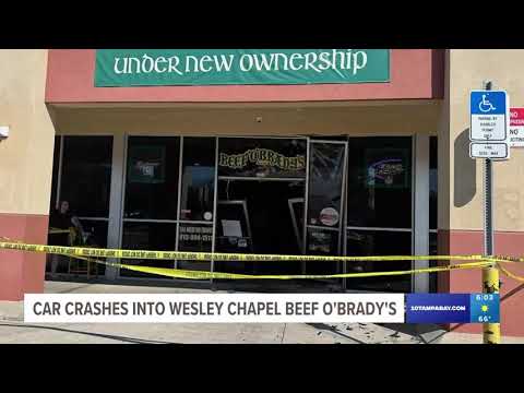 Driver loses control, crashes into Pasco County restaurant